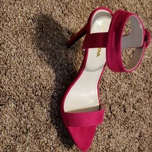 Fuchsia Heels